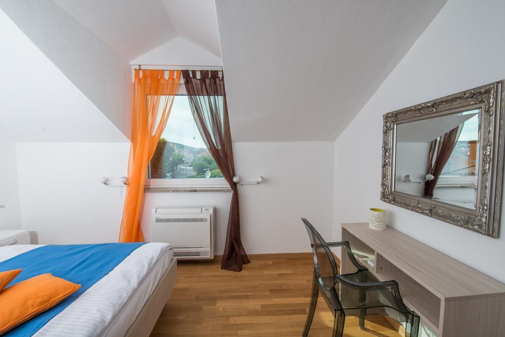Apartment Ljubica Vodice